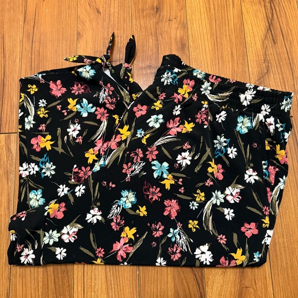 Lane Bryant Dress Pant Capris size 26/28 - Picture 1 of 4